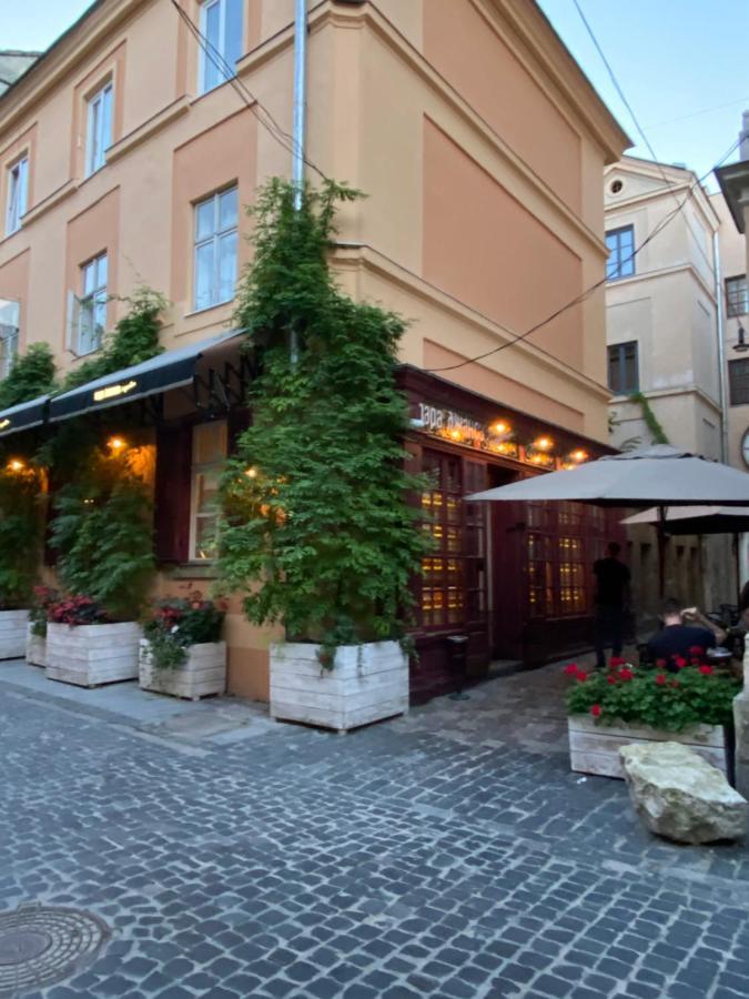 Квартира На Вулиці Лесі Українки 19 Lviv Buitenkant foto
