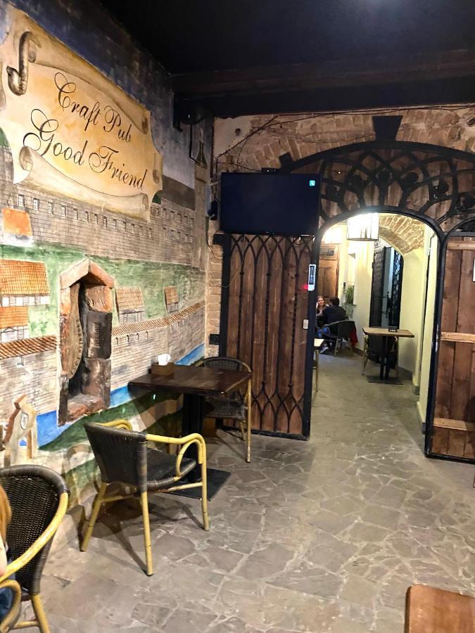 Квартира На Вулиці Лесі Українки 19 Lviv Buitenkant foto