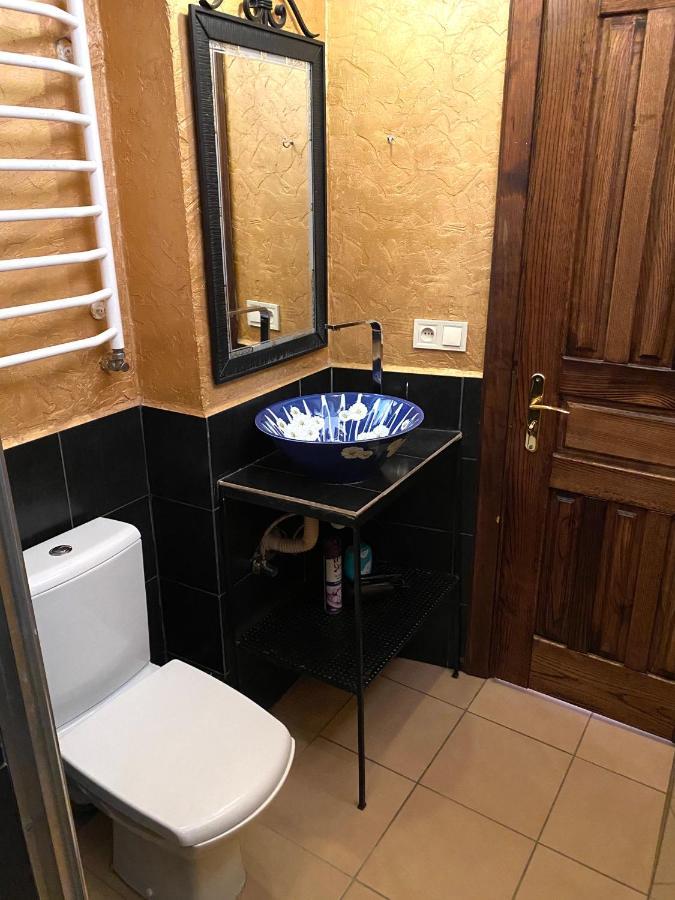 Квартира На Вулиці Лесі Українки 19 Lviv Buitenkant foto