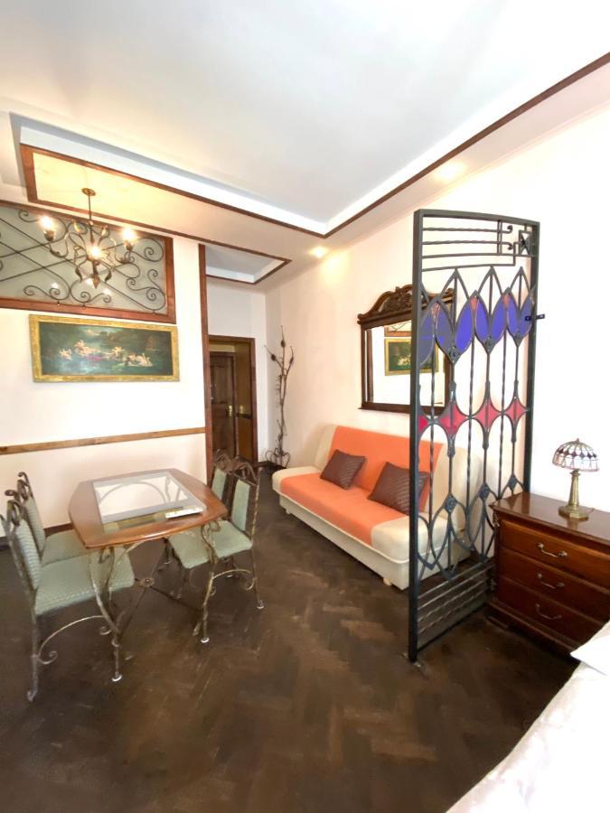 Квартира На Вулиці Лесі Українки 19 Lviv Buitenkant foto