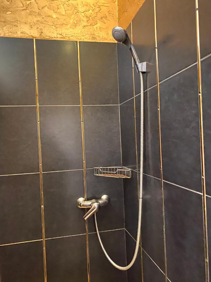 Квартира На Вулиці Лесі Українки 19 Lviv Buitenkant foto