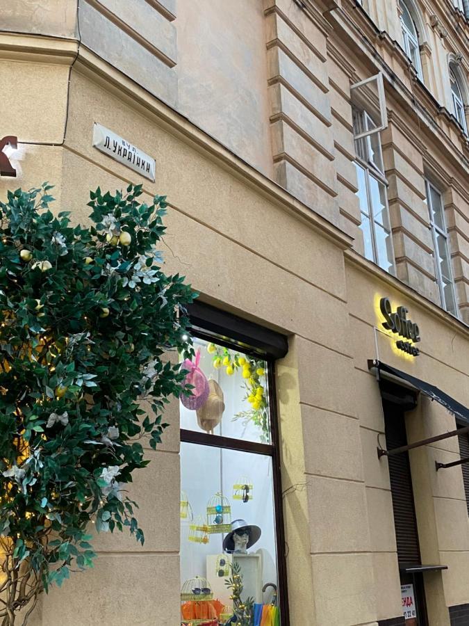 Квартира На Вулиці Лесі Українки 19 Lviv Buitenkant foto