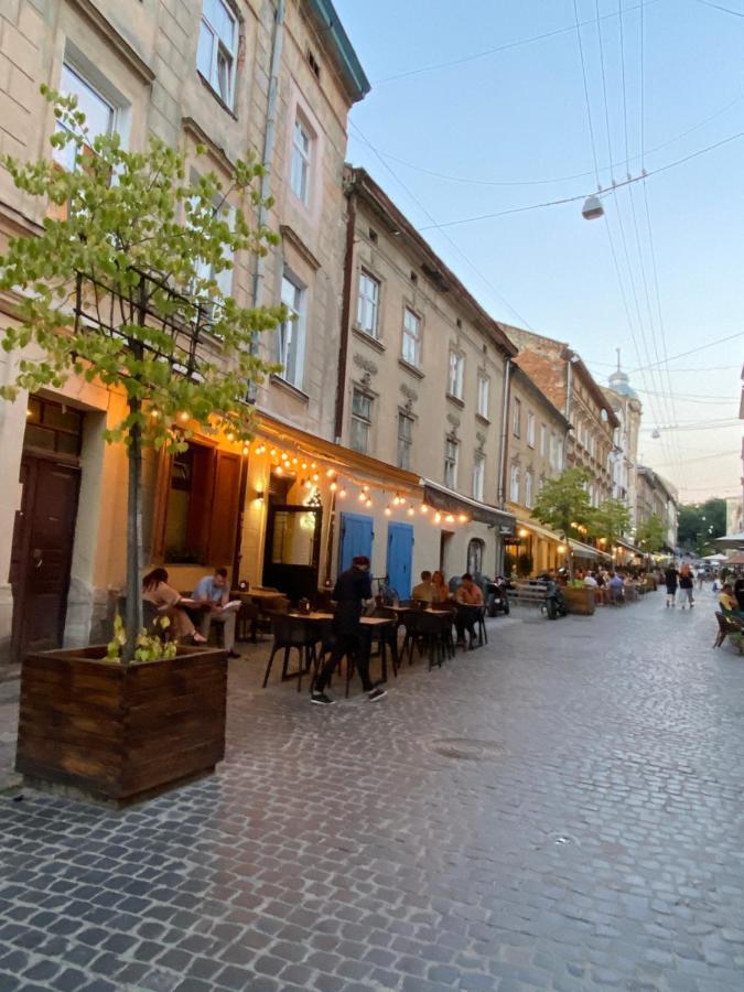 Квартира На Вулиці Лесі Українки 19 Lviv Buitenkant foto